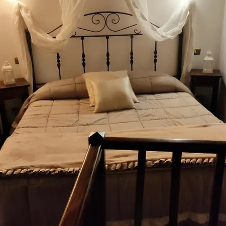 La Casa Di Miri Apartment *